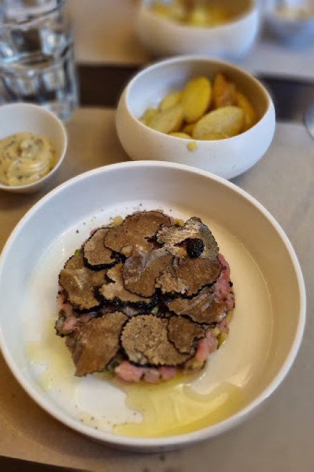 CHEZ SERGE