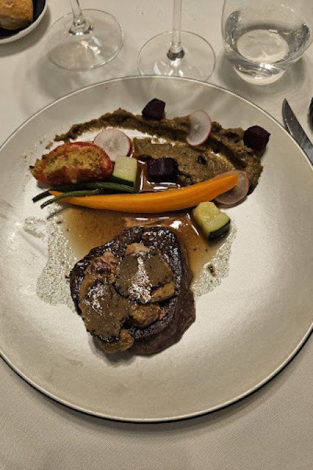 DES GOURMETS