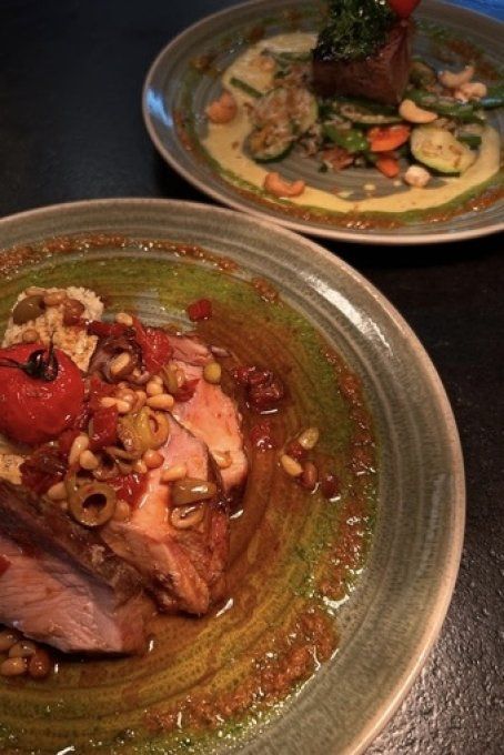 L'ÉPICURIEUX CHEZ LUC