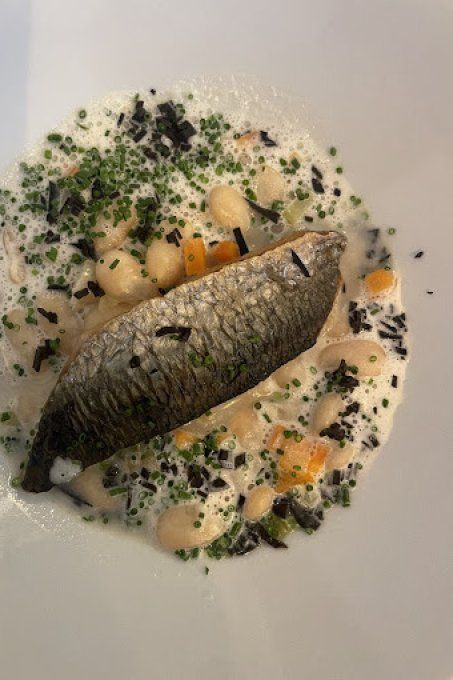 LA TABLE DES POÈTES