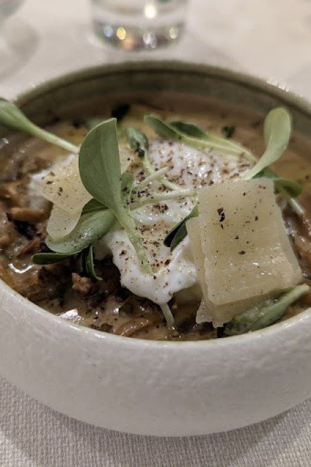 AU JARDIN DE LA CLUE