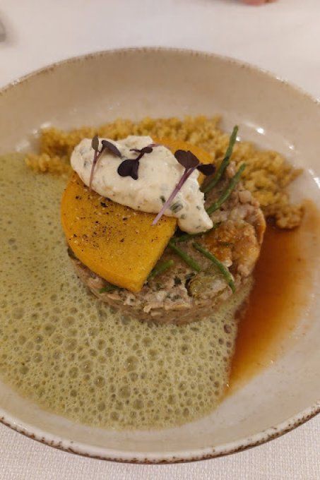 AU JARDIN DE LA CLUE