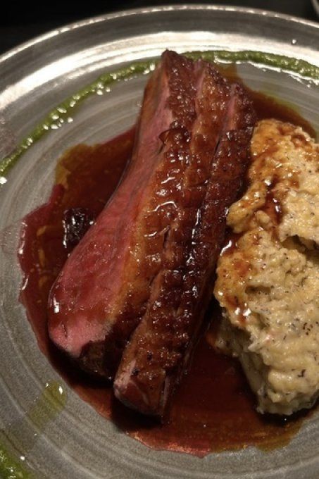 L'ÉPICURIEUX CHEZ LUC