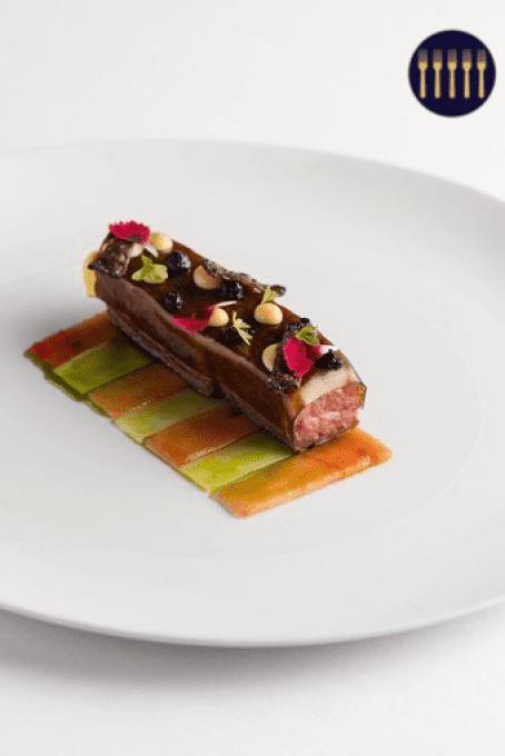 LE CINQ